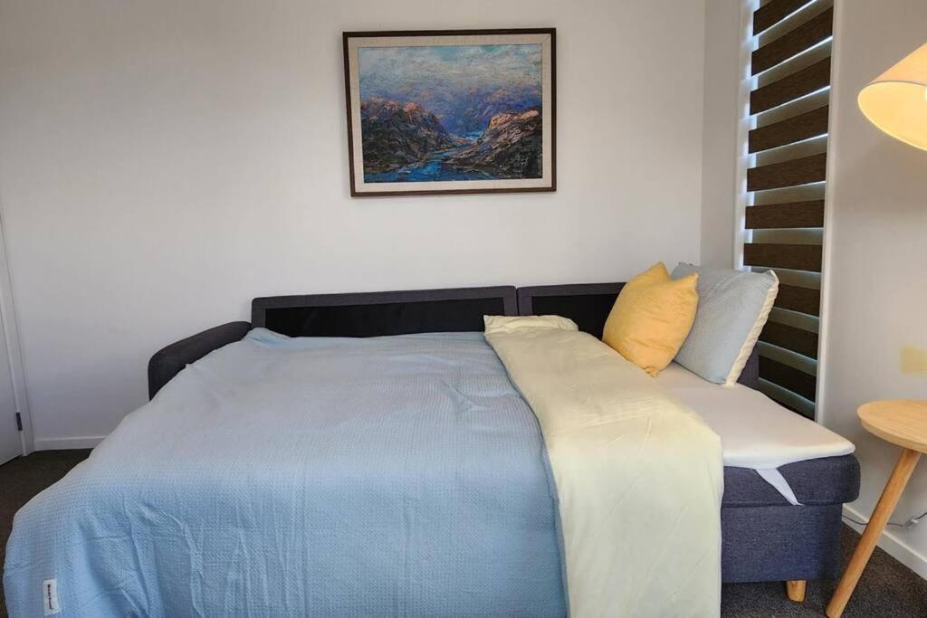 Cozy Retreat On Serene Street แฮมิลตัน ภายนอก รูปภาพ